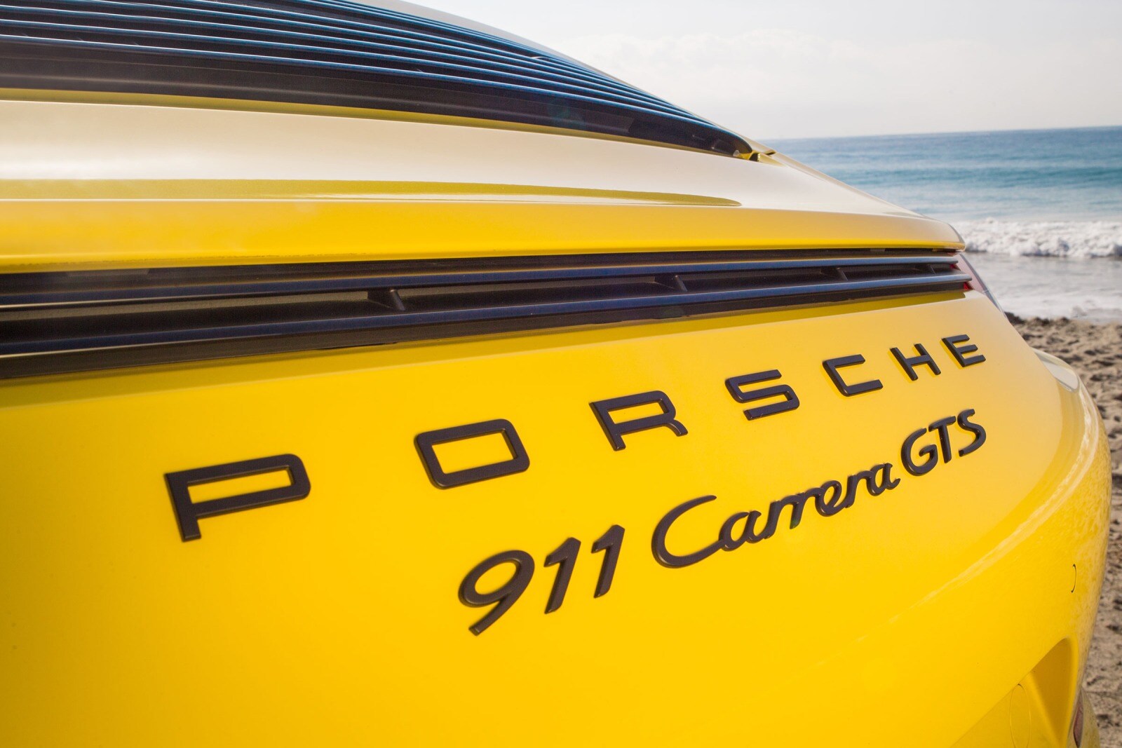 2016 Porsche 911 exterior RBDG