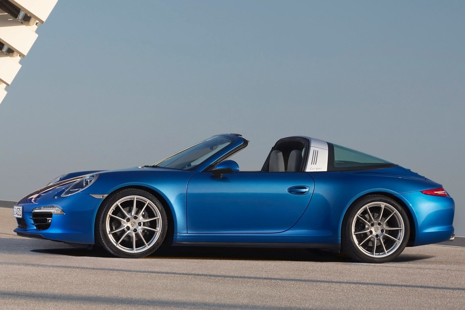 2016 Porsche 911 exterior FQ