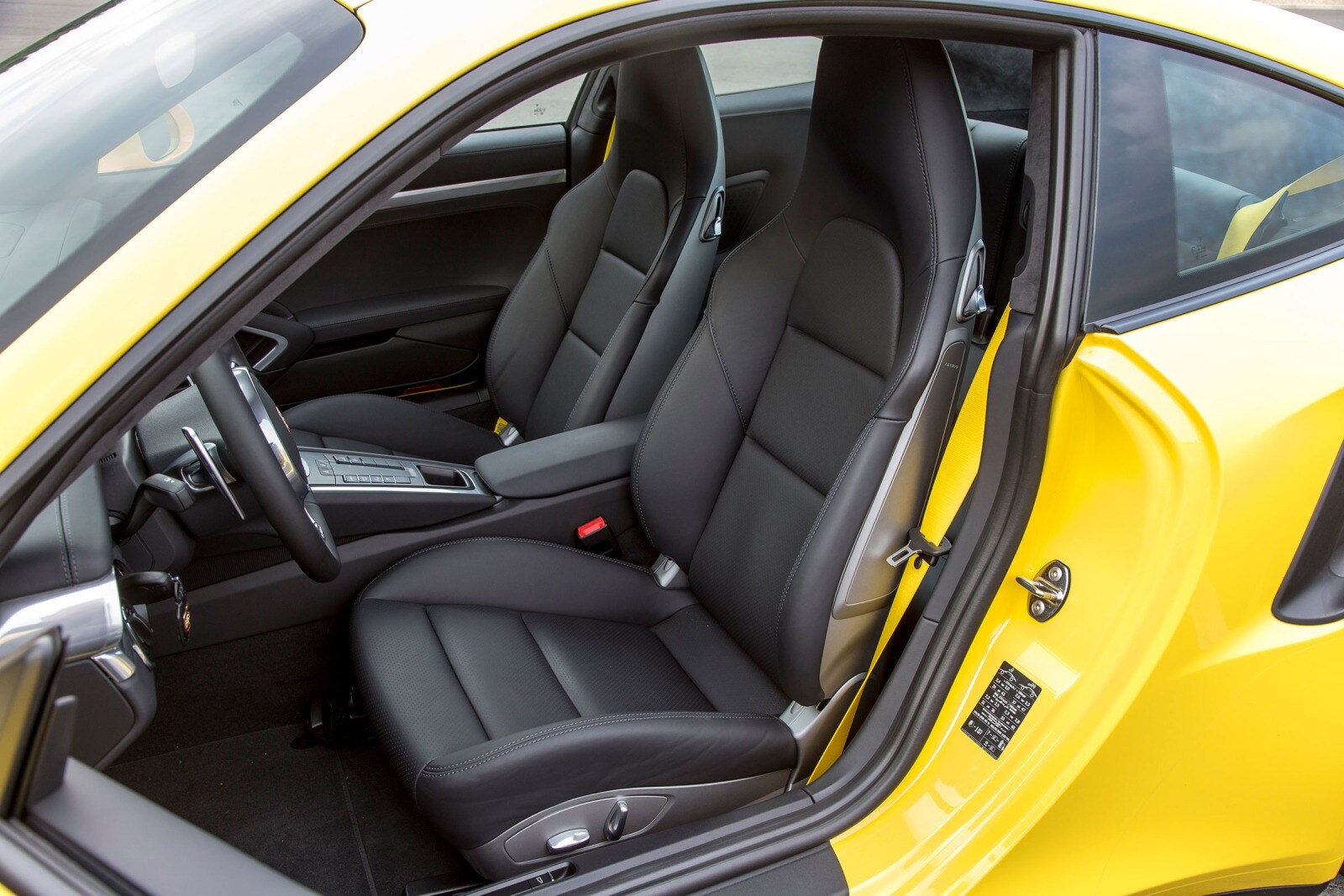 2016 Porsche 911 interior I