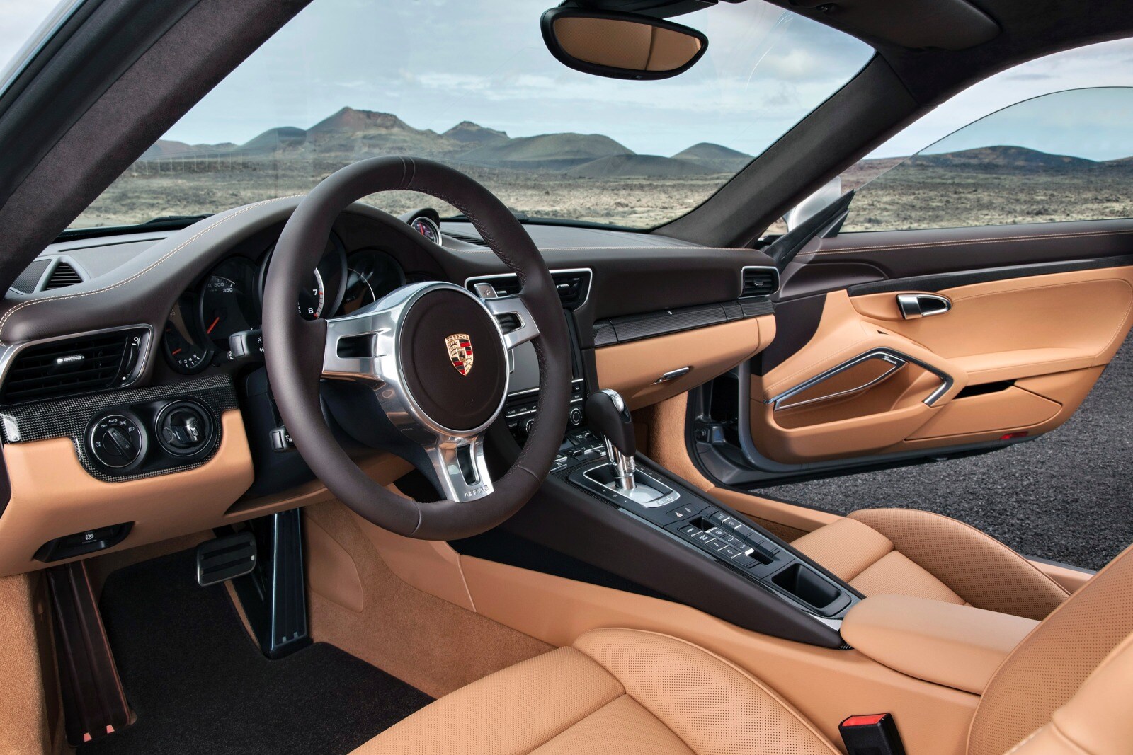 2016 Porsche 911 interior I