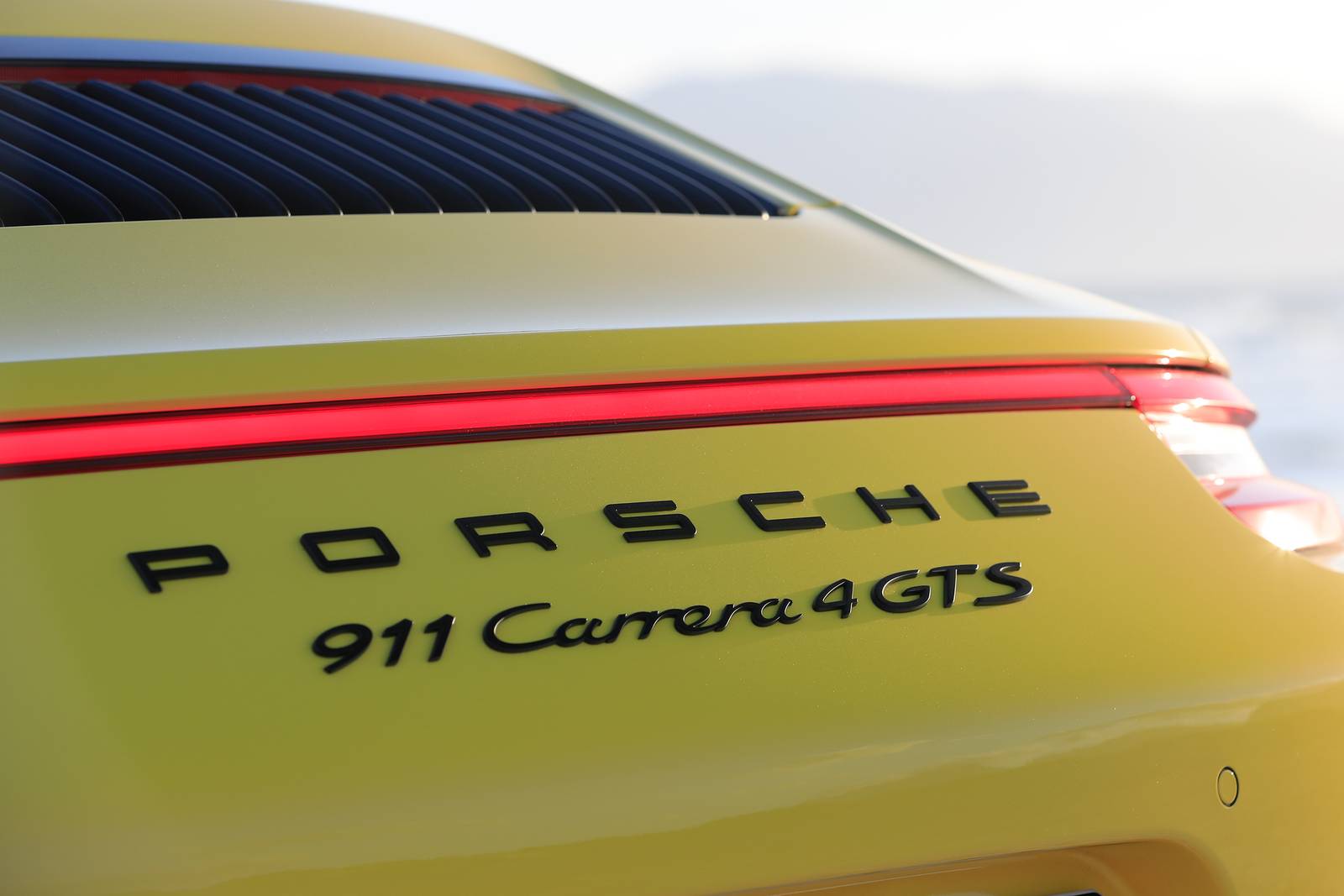 2017 Porsche 911 exterior RBDG