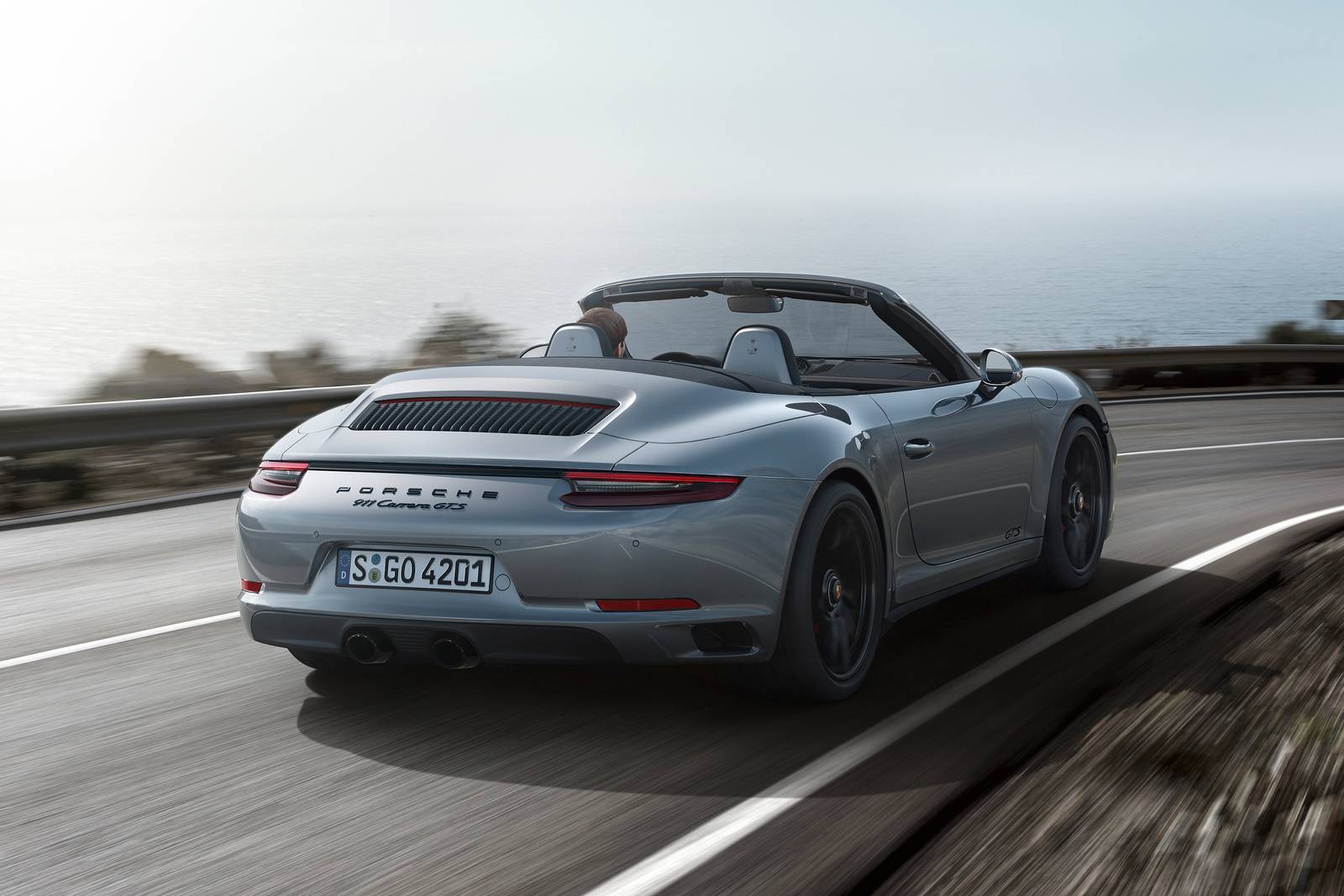 2017 Porsche 911 exterior FQ