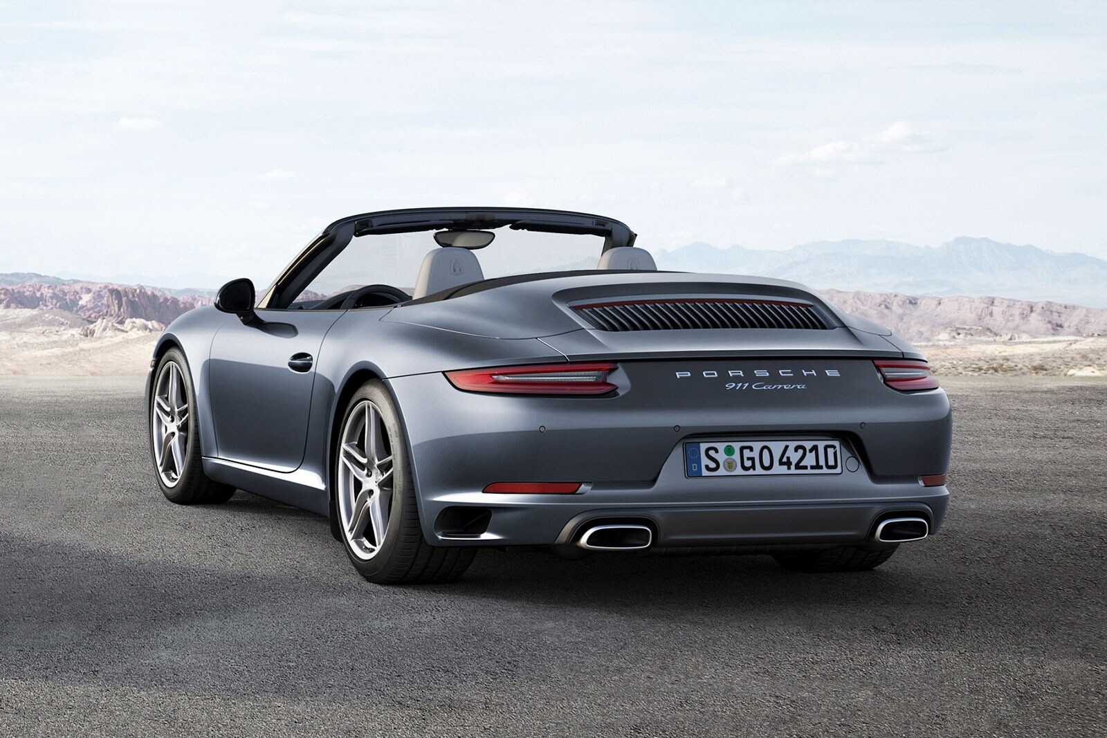 2018 Porsche 911 exterior FQ