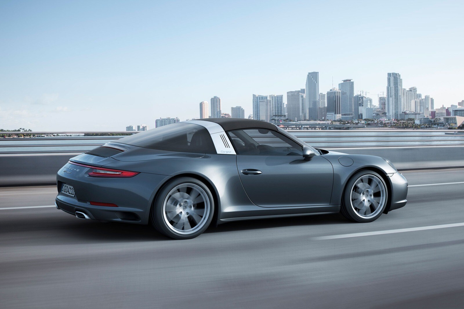 2018 Porsche 911 exterior RQ