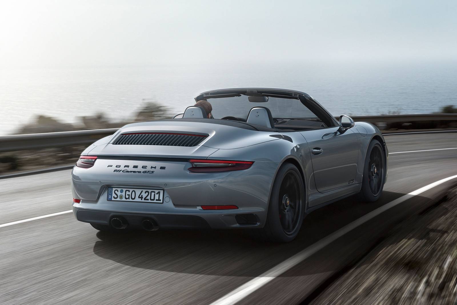 2019 Porsche 911 exterior FQ