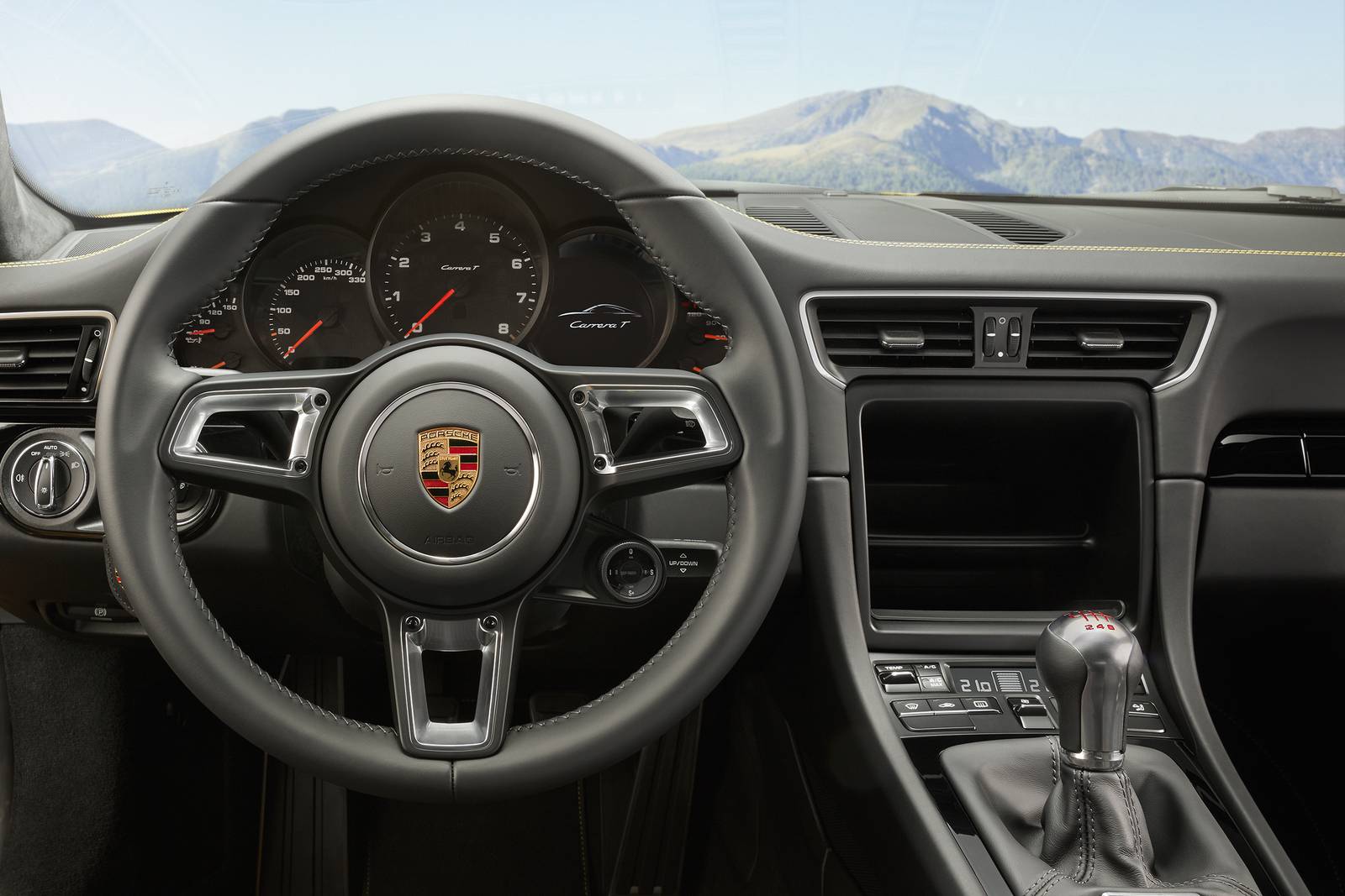 2019 Porsche 911 interior SWD