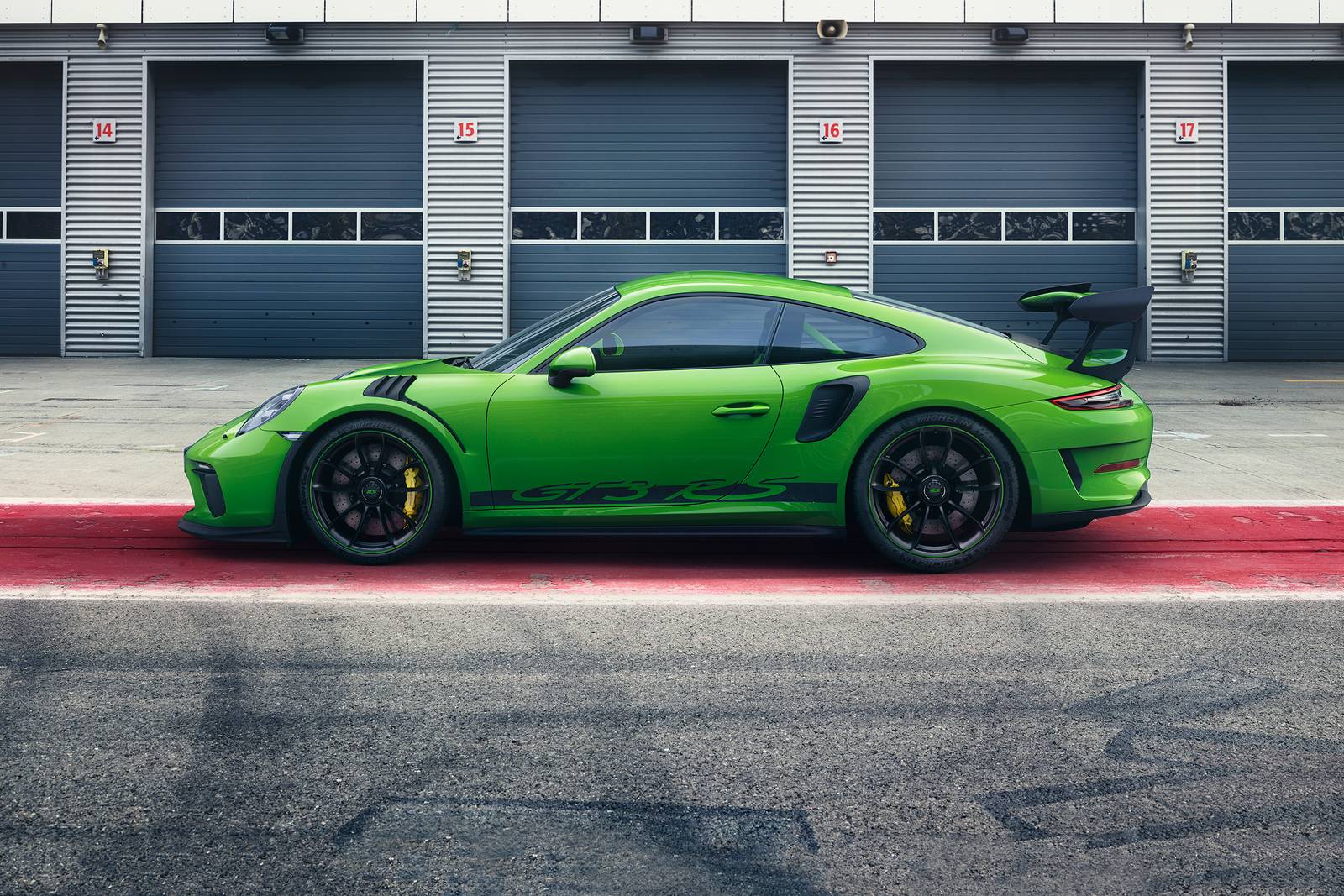 2019 Porsche 911 exterior S