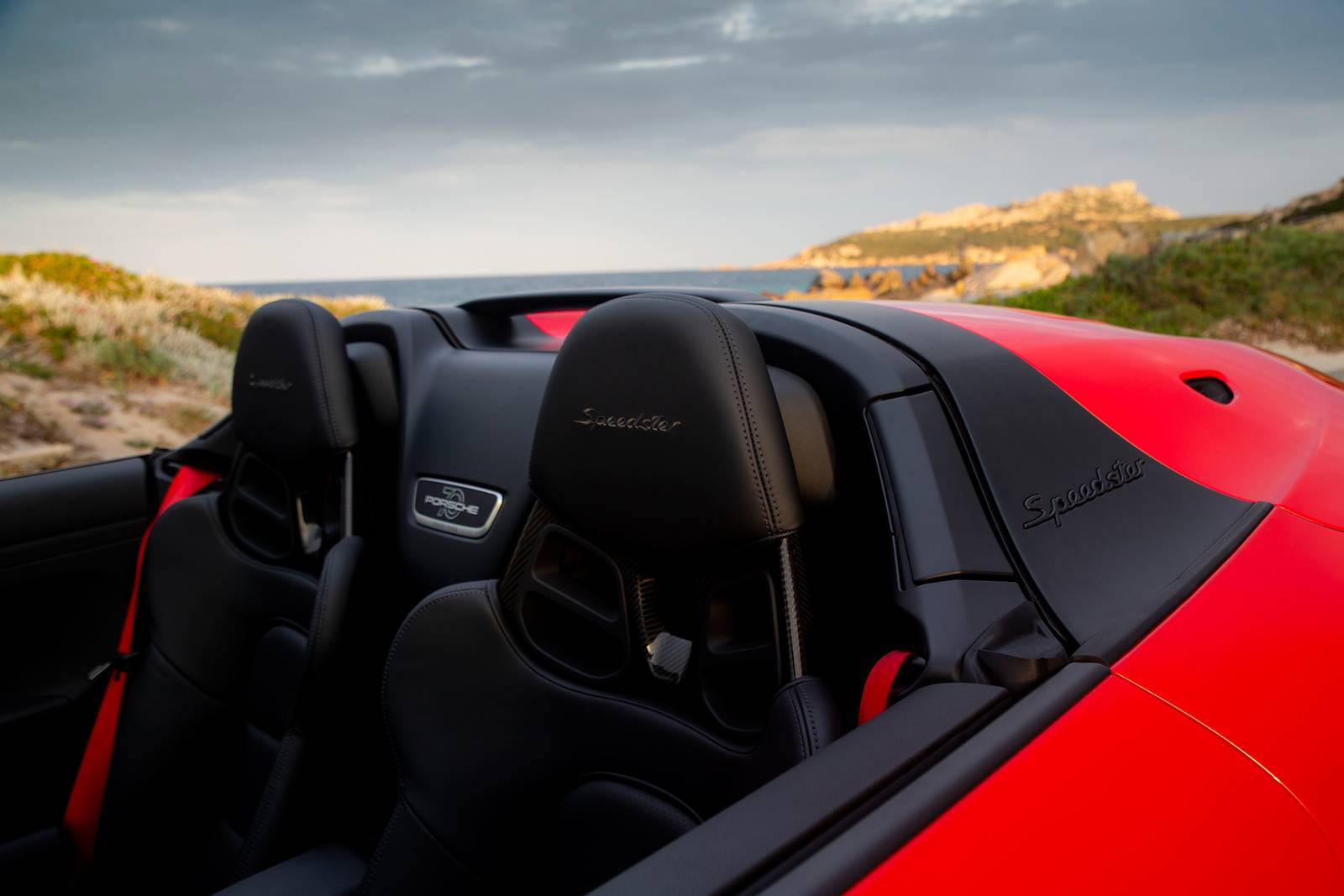 2019 Porsche 911 front safety DETAIL