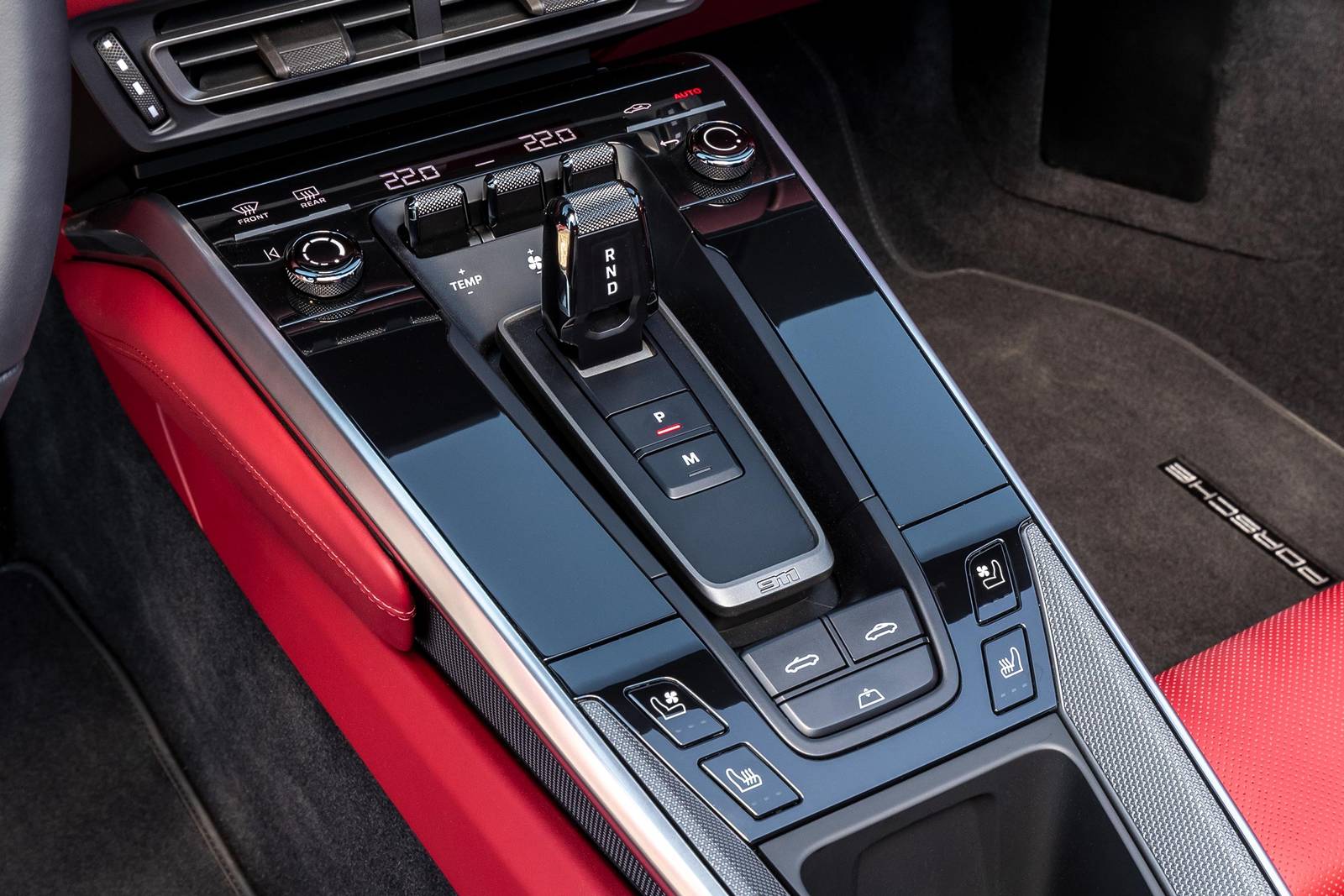 2020 Porsche 911 interior SHF