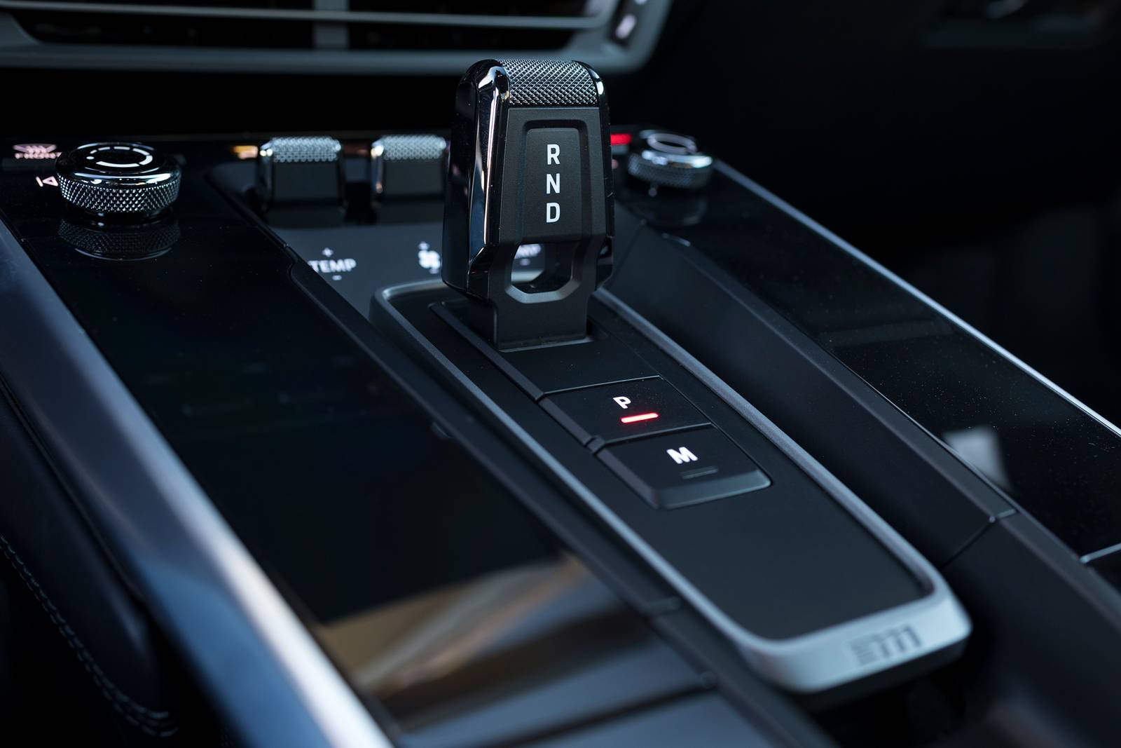 2020 Porsche 911 interior SHF