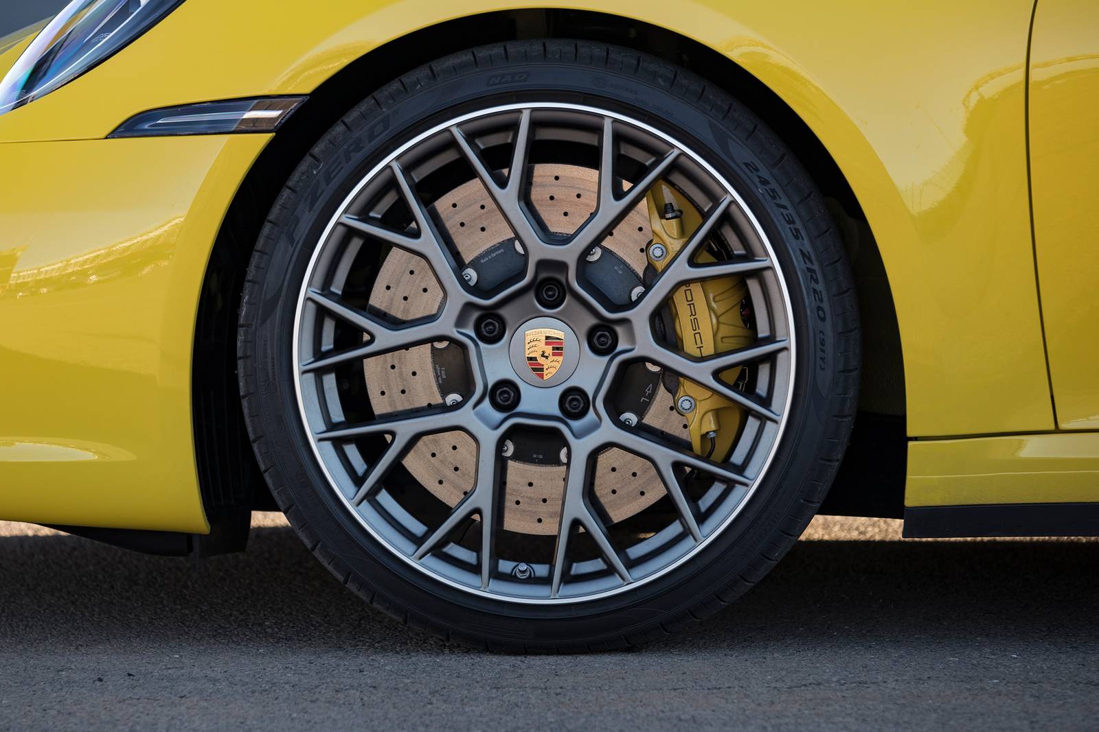 2020 Porsche 911 exterior W