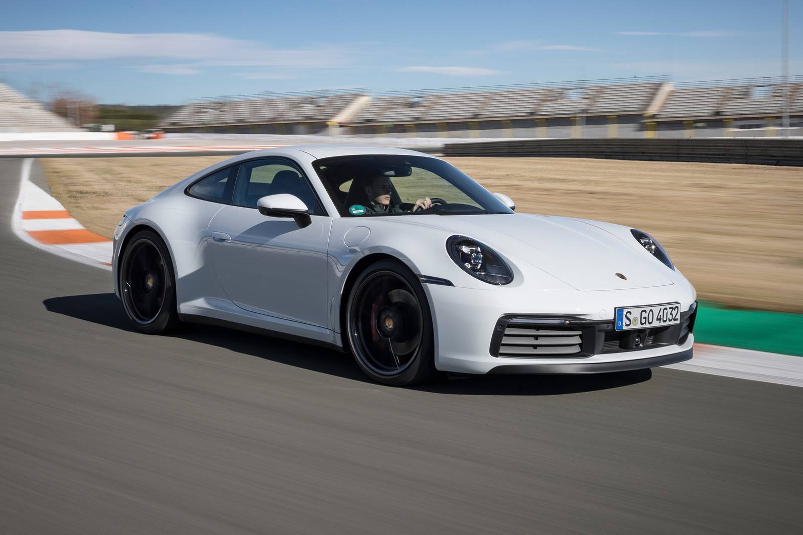 2020 Porsche 911 exterior FQ