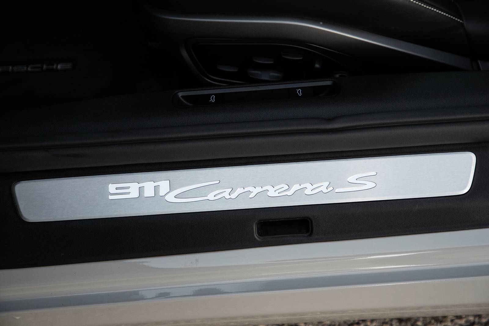 2020 Porsche 911 front safety DETAIL