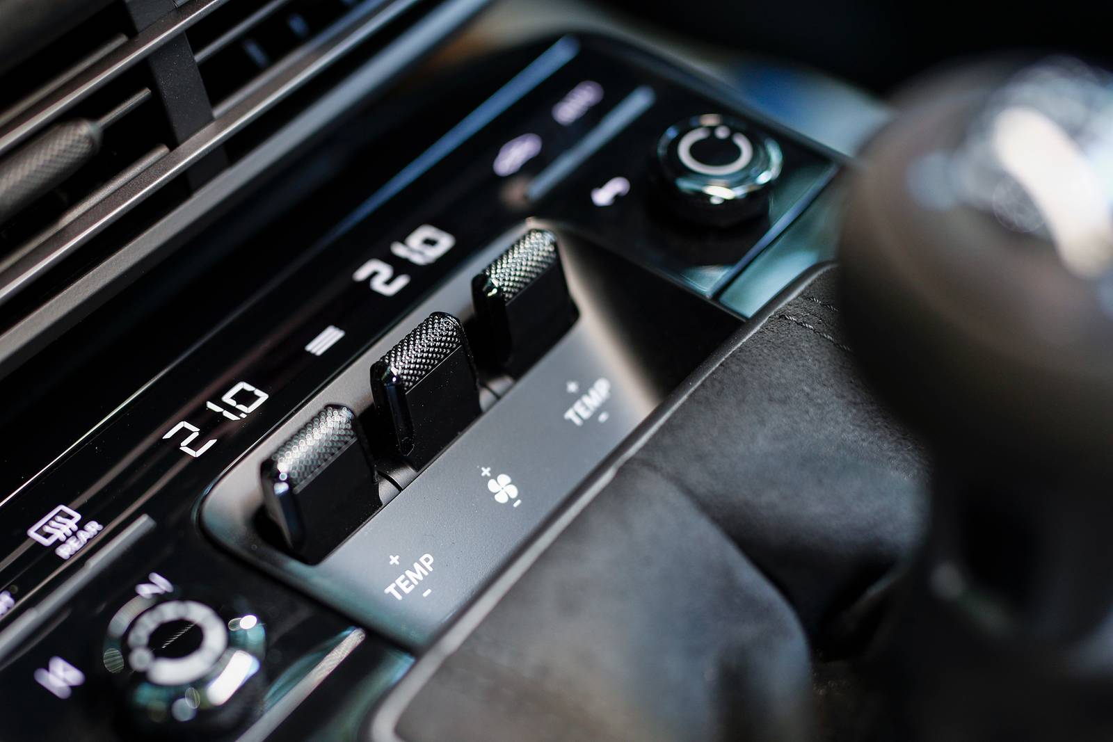 2023 Porsche 911 interior DETAIL
