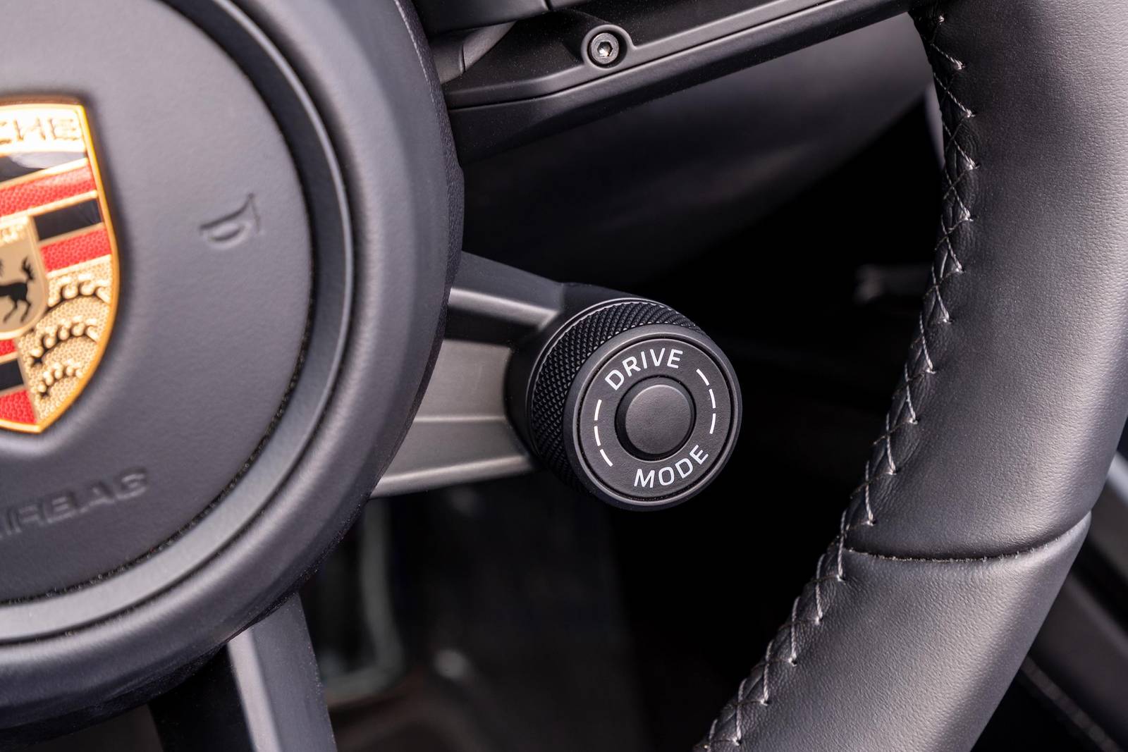 2023 Porsche 911 interior DETAIL