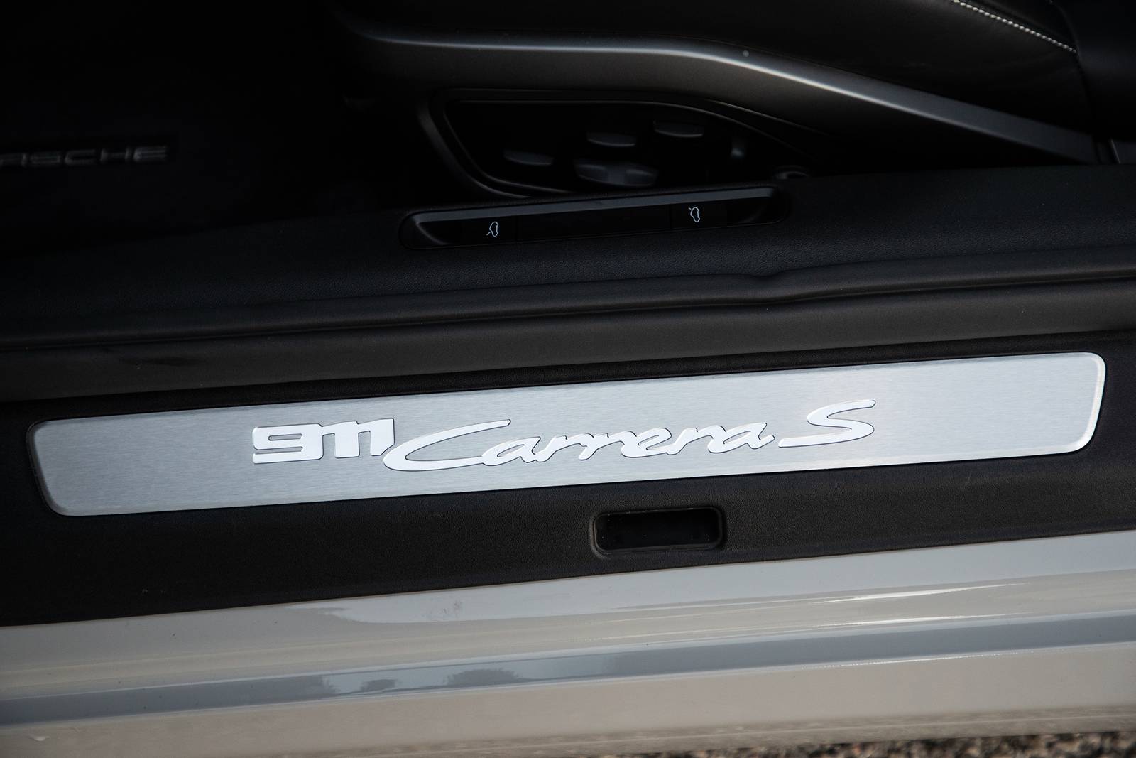 2023 Porsche 911 interior DETAIL