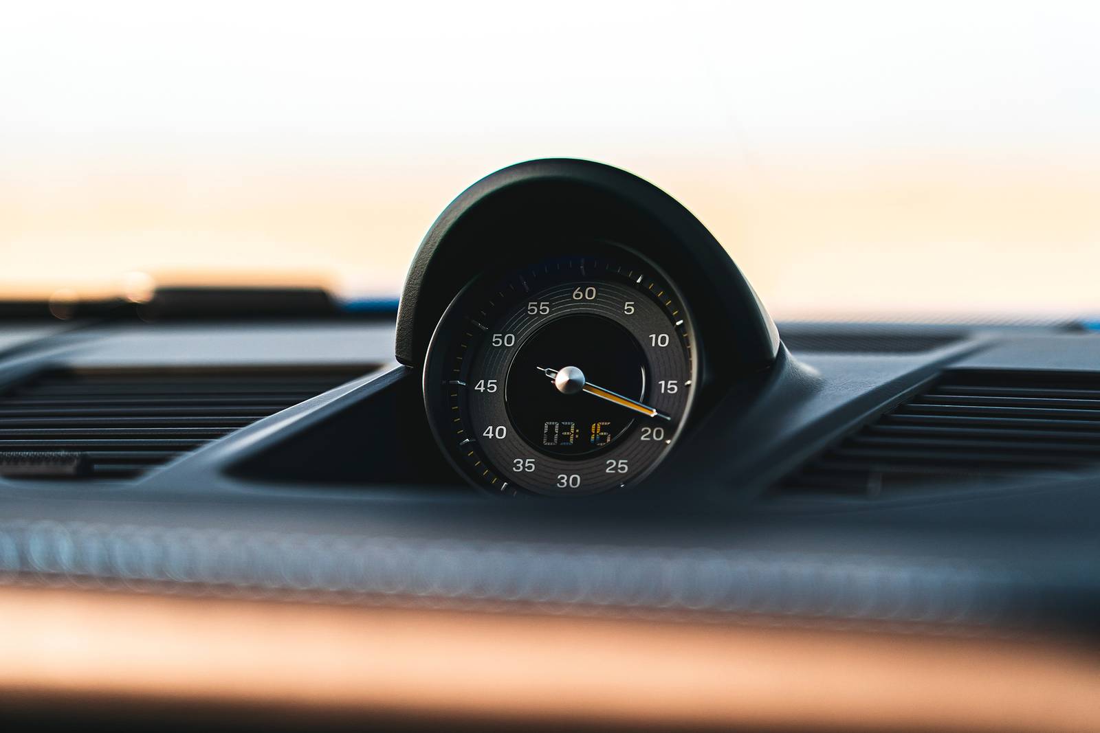 2023 Porsche 911 interior DETAIL