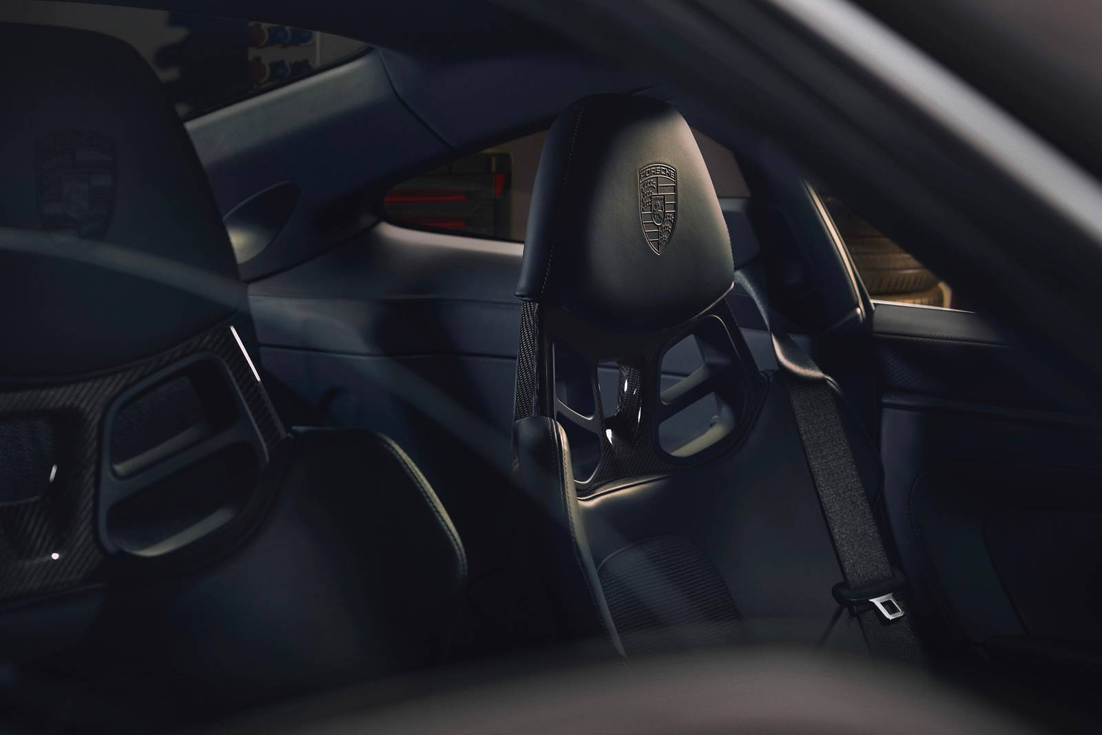 2024 Porsche 911 interior DETAIL