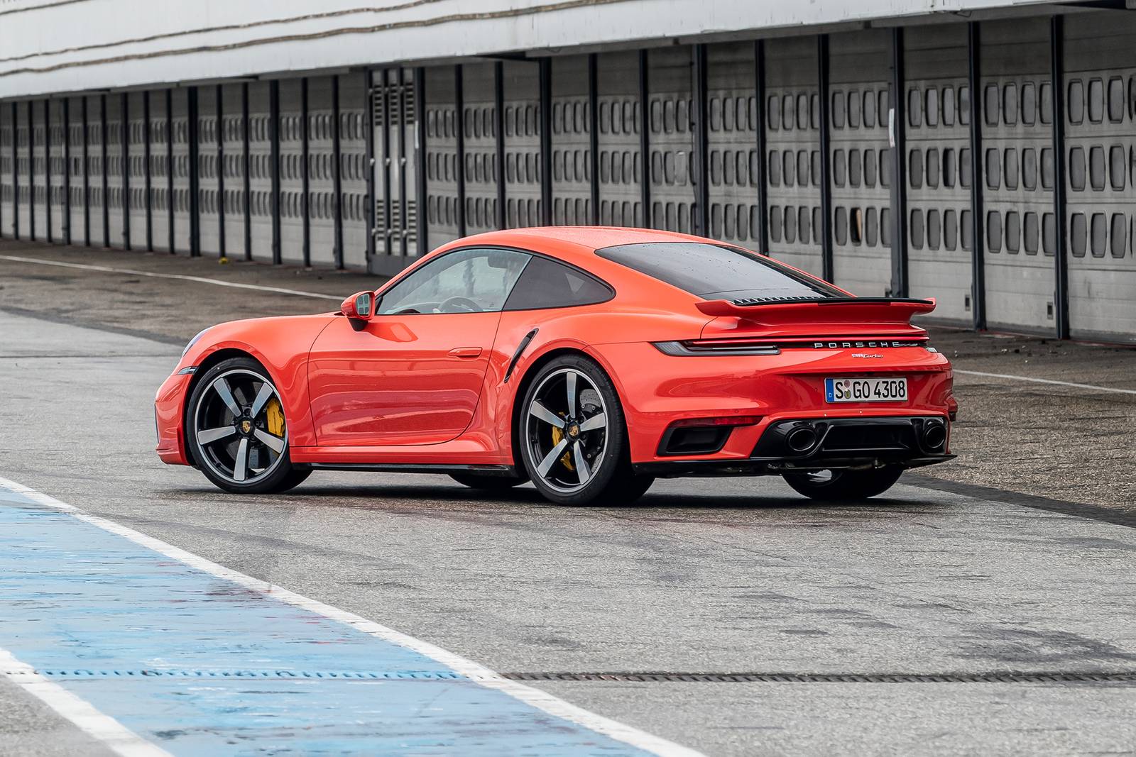 2024 Porsche 911 exterior F