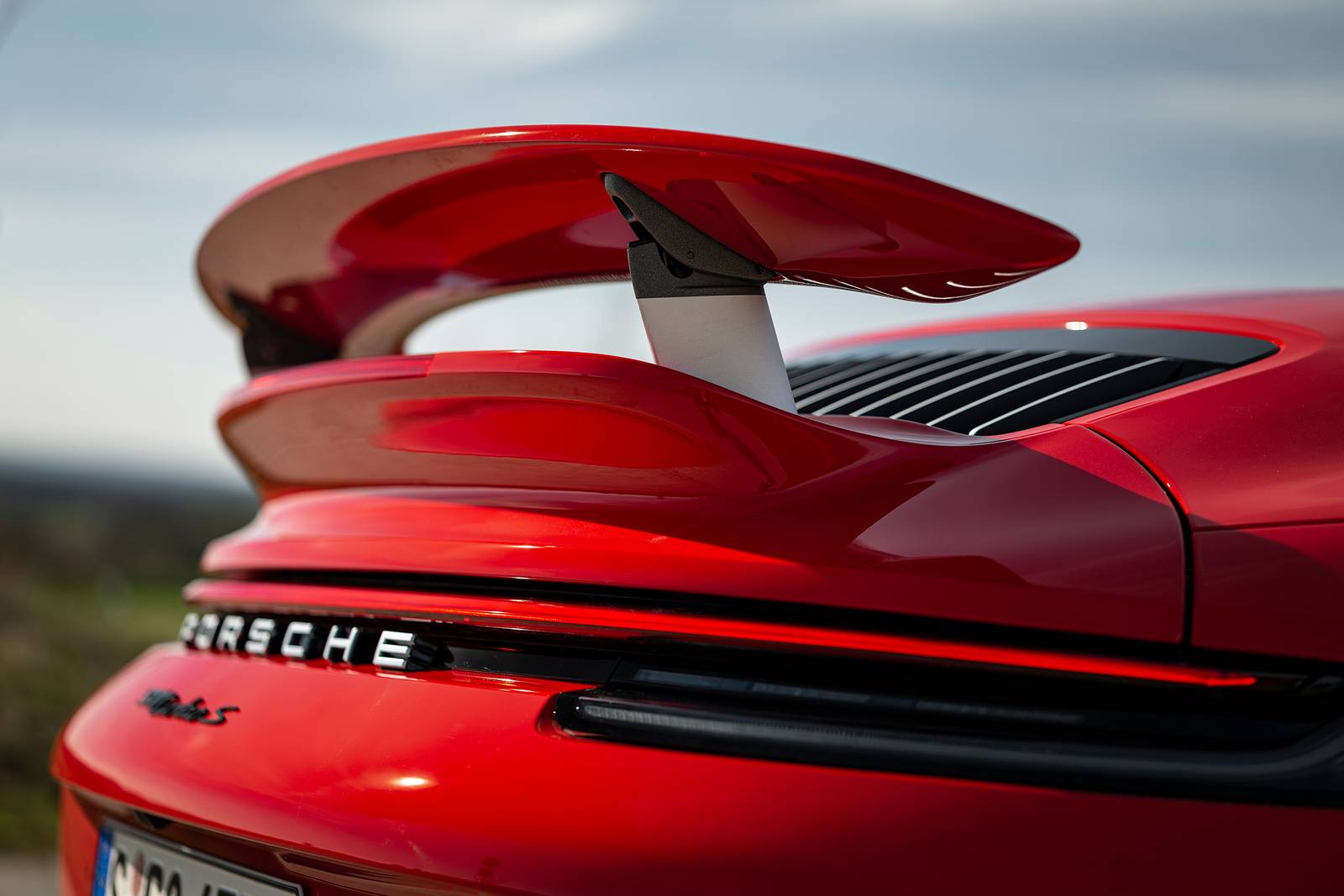 2024 Porsche 911 exterior EDETAIL