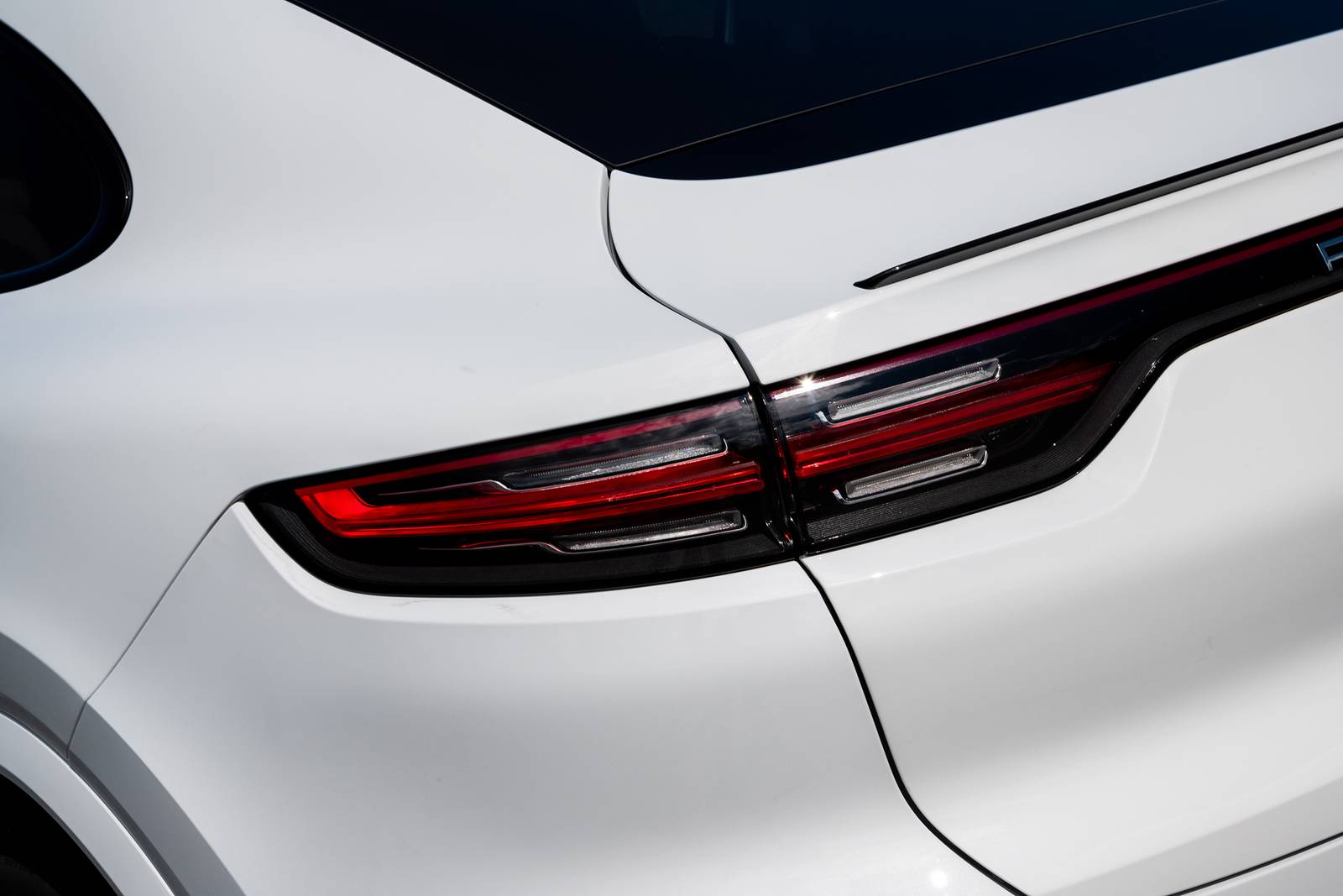2020 Porsche Cayenne exterior EDETAIL