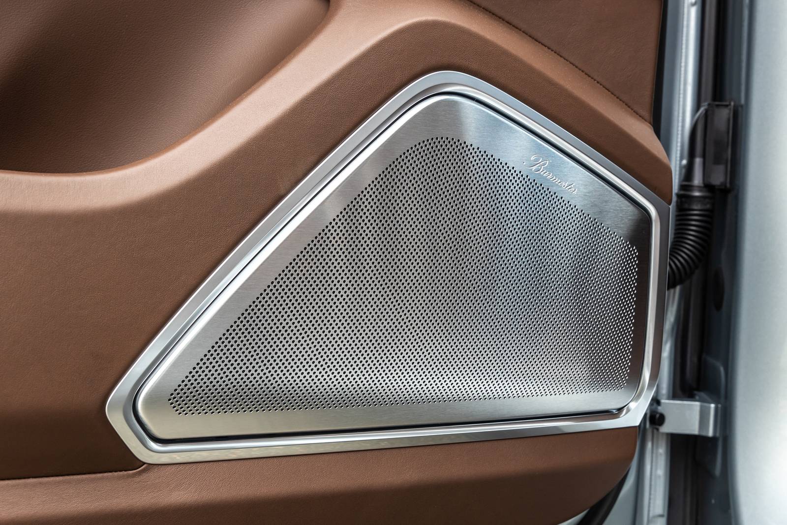 2020 Porsche Cayenne interior DETAIL