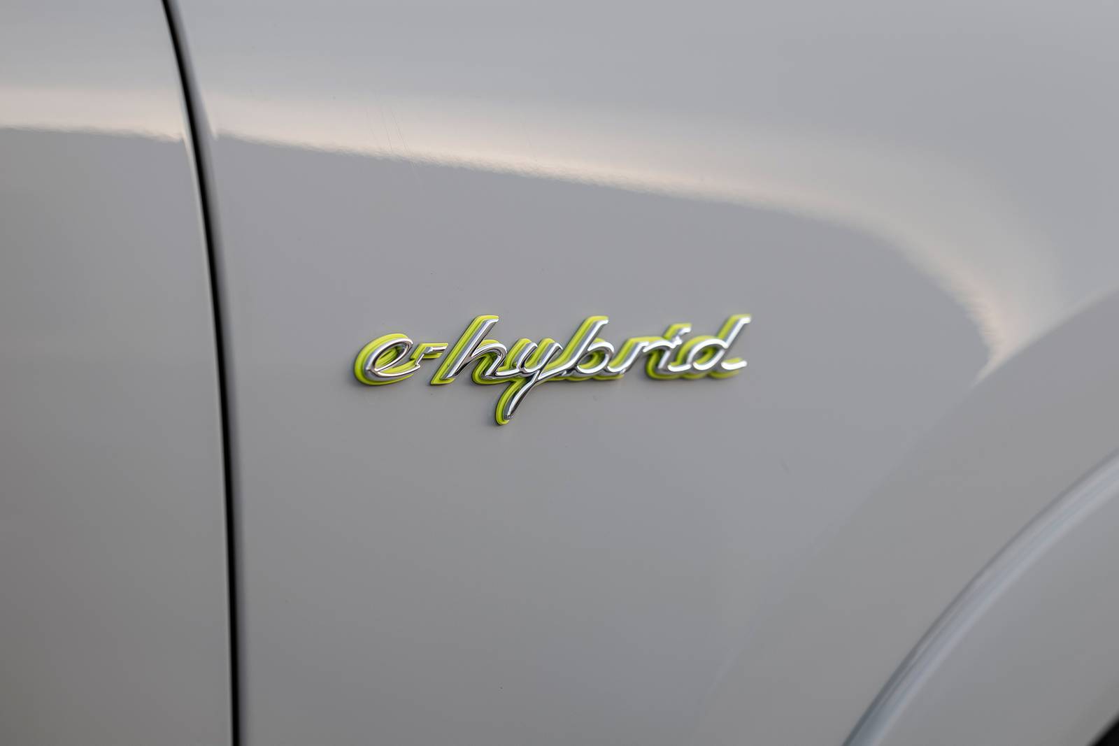 2021 Porsche Cayenne exterior FBDG