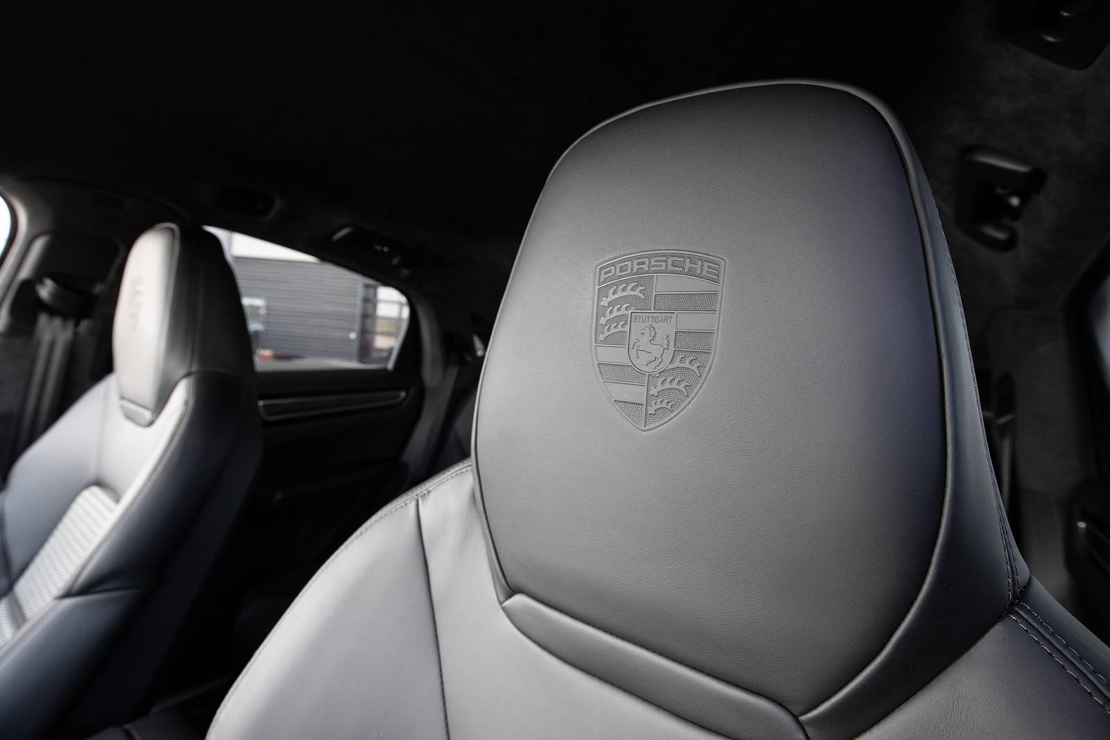2021 Porsche Cayenne interior DETAIL