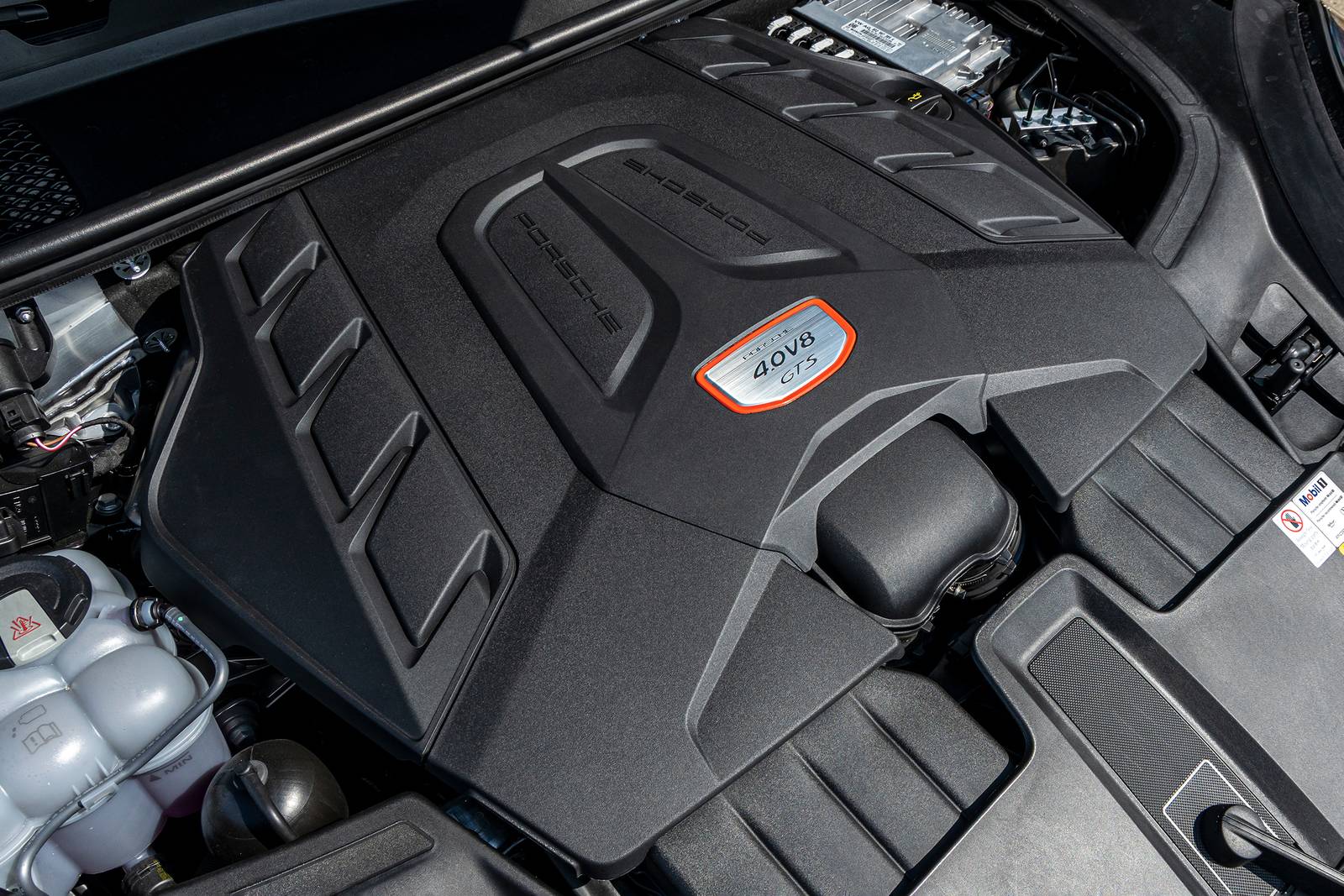 2022 Porsche Cayenne exterior E