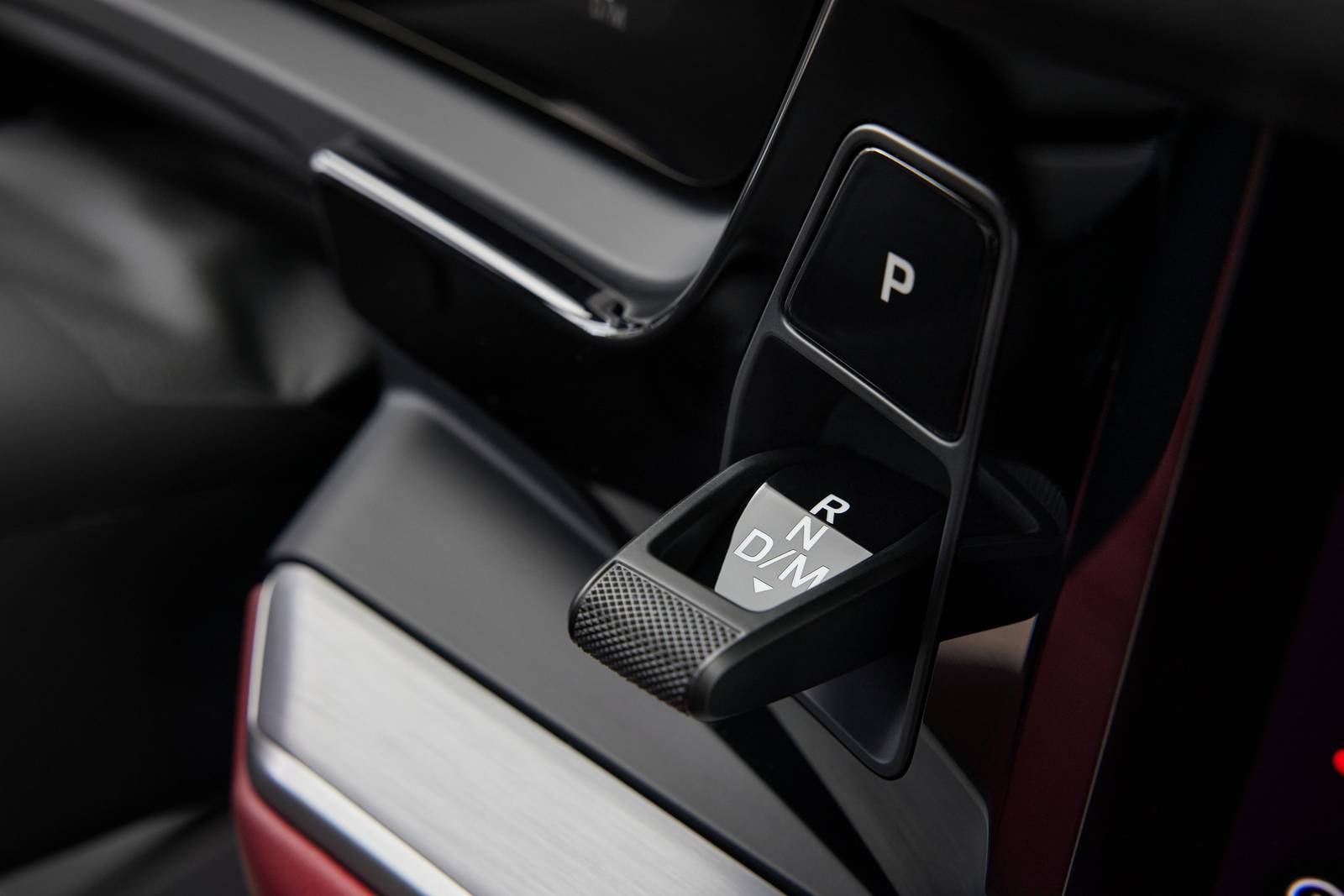 2024 Porsche Cayenne interior SHF