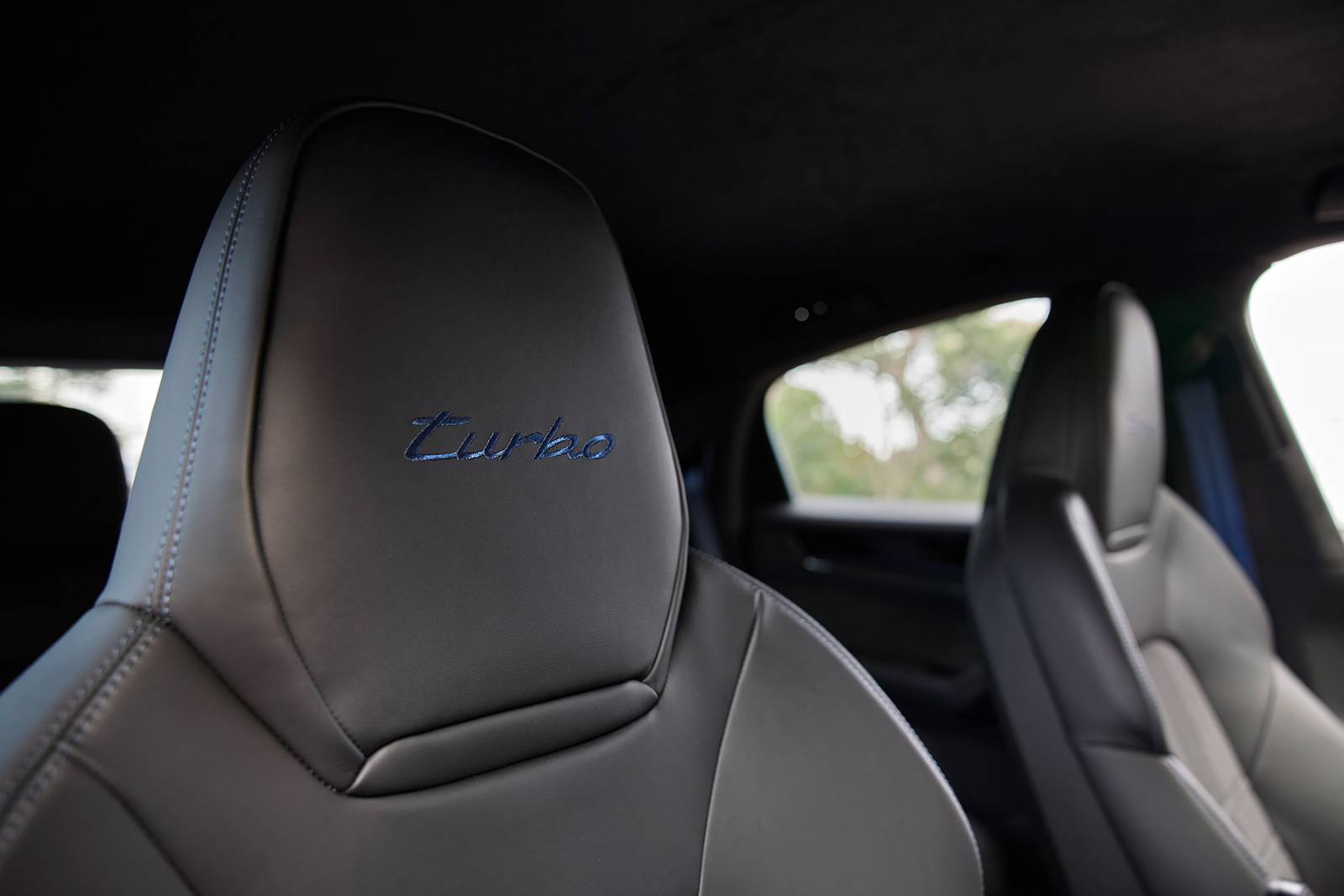 2024 Porsche Cayenne interior DETAIL