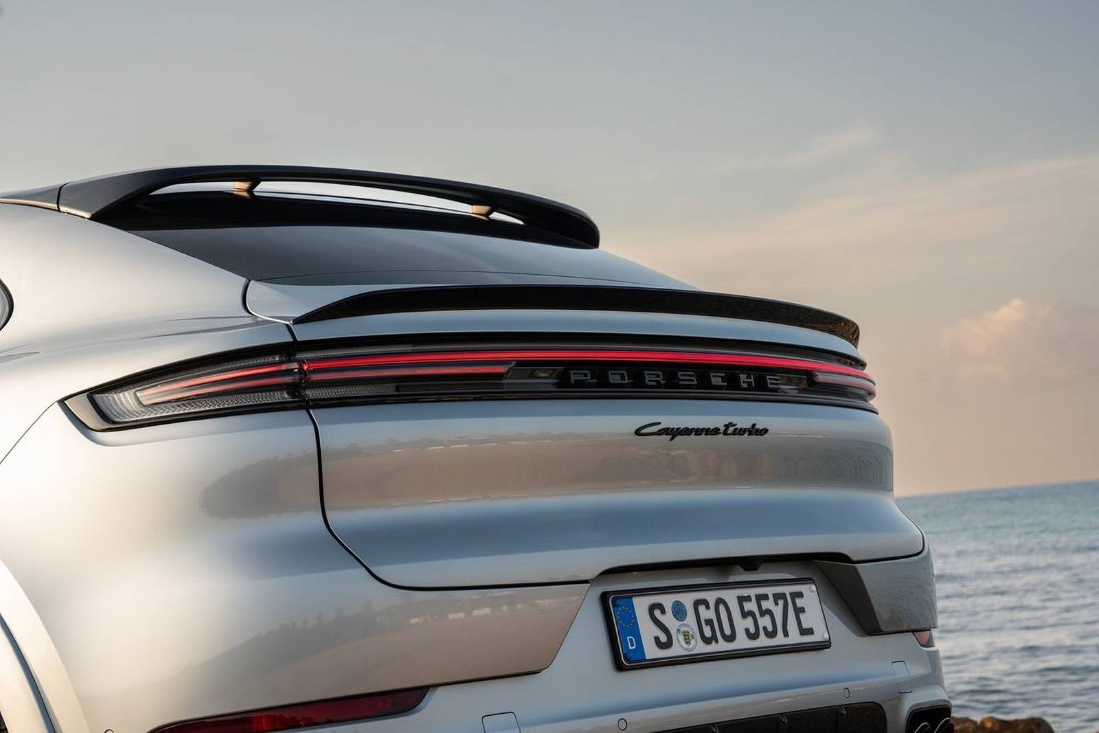 2024 Porsche Cayenne exterior RBDG