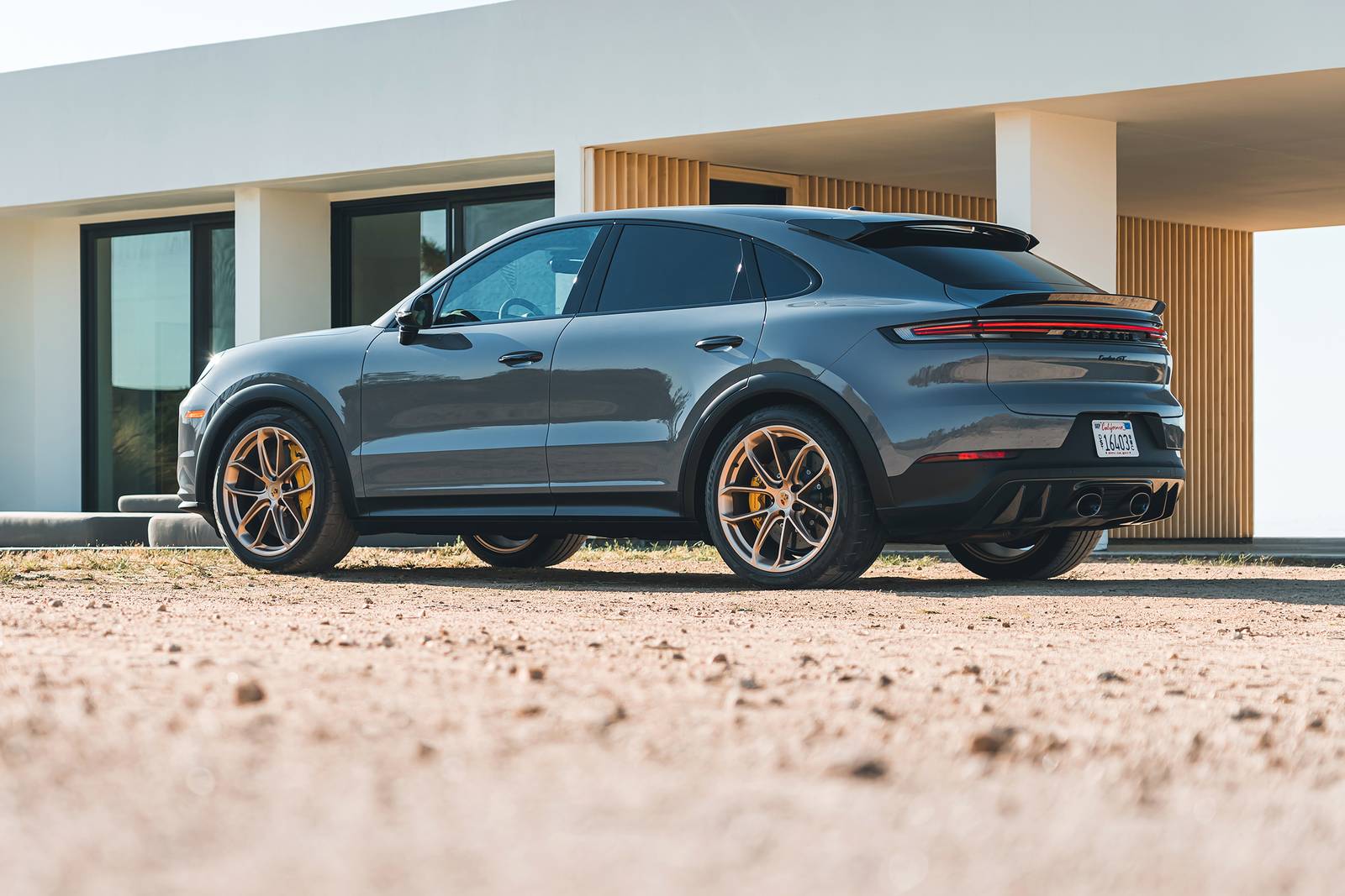 2024 Porsche Cayenne exterior S