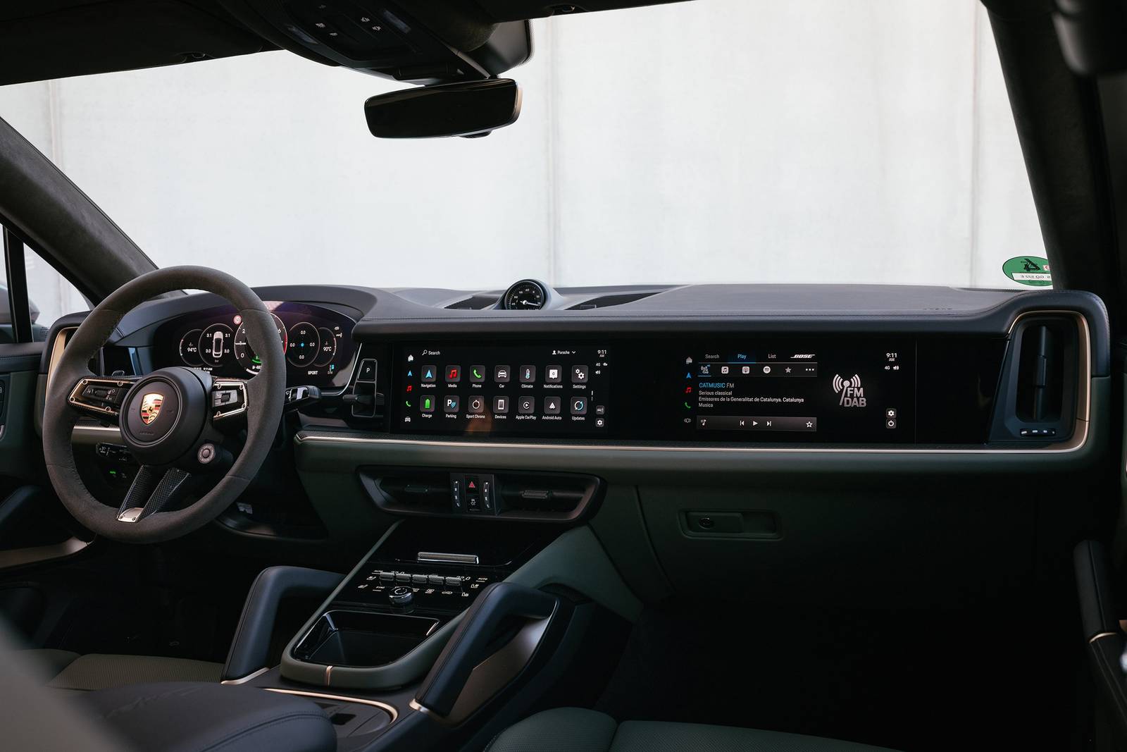 2025 Porsche Cayenne front safety D