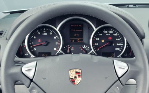 2003 Porsche Cayenne interior G