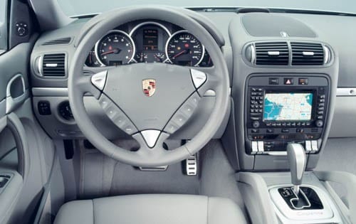 2003 Porsche Cayenne interior I