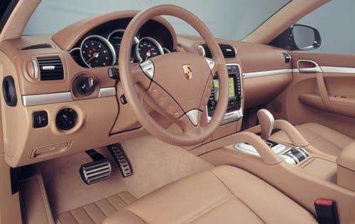 2003 Porsche Cayenne interior I