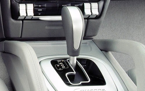 2006 Porsche Cayenne interior CC