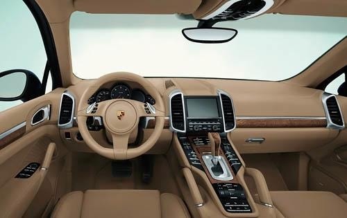 2011 Porsche Cayenne front safety D