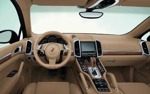 2012 Porsche Cayenne front safety D