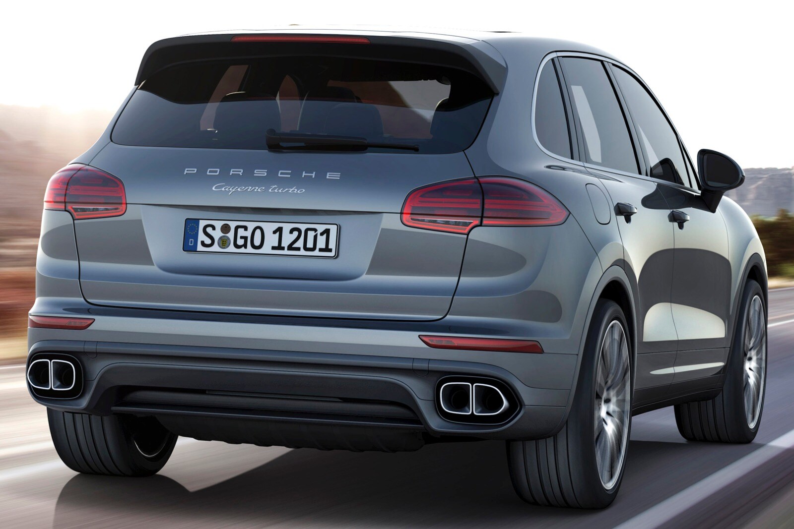 2015 Porsche Cayenne exterior FQ