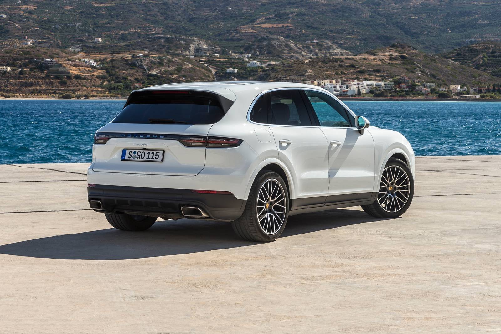 2019 Porsche Cayenne exterior F