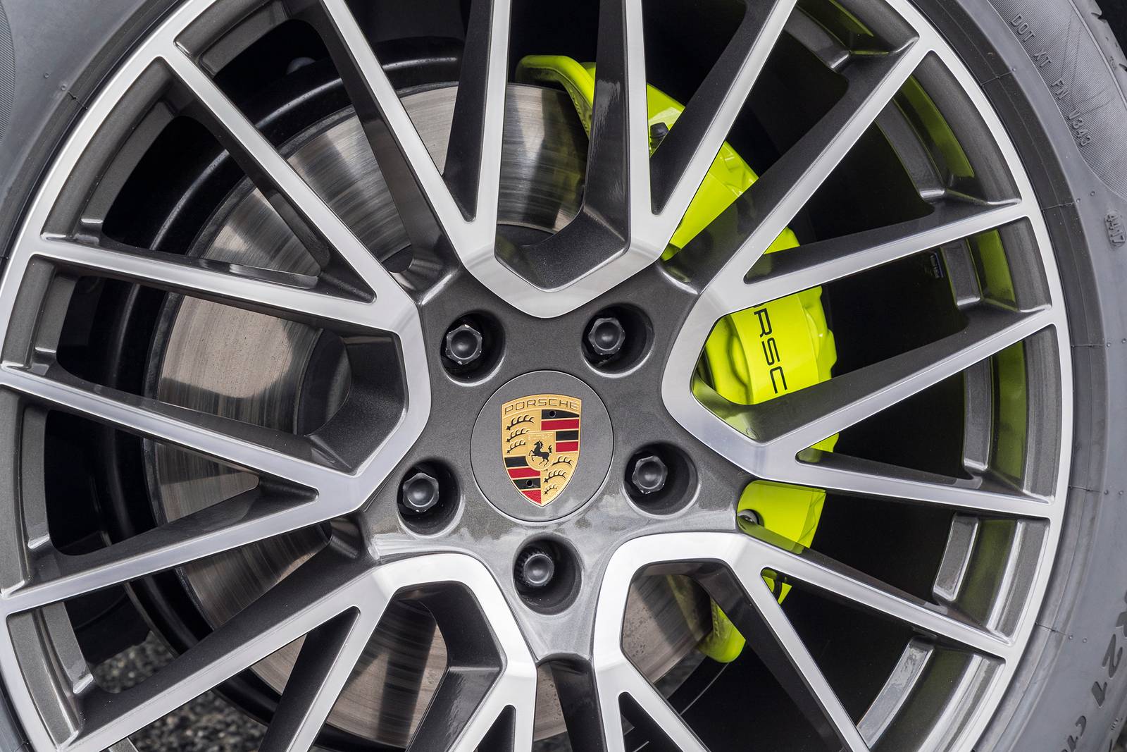 2020 Porsche Cayenne exterior W