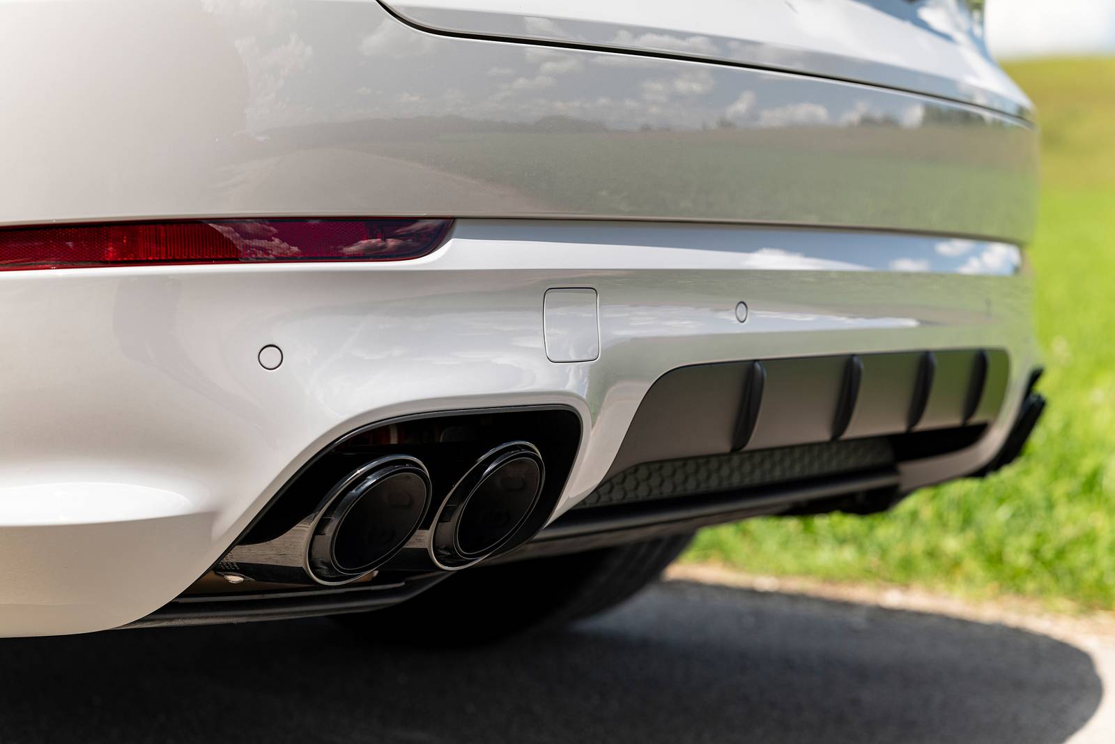 2023 Porsche Cayenne exterior EDETAIL