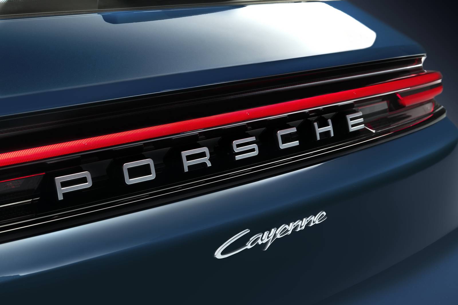 2024 Porsche Cayenne exterior RBDG