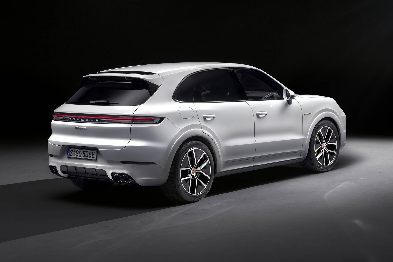 2024 Porsche Cayenne exterior F