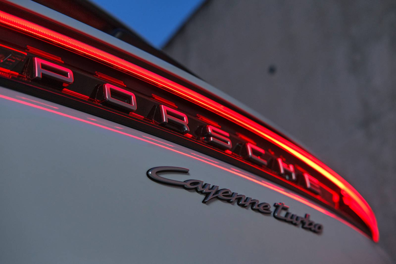 2024 Porsche Cayenne exterior RBDG