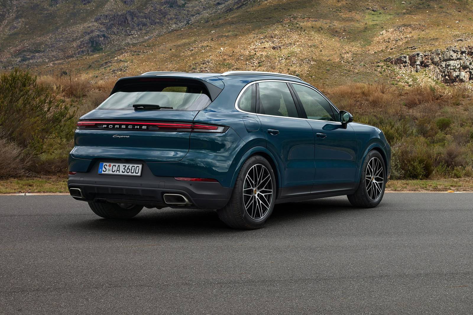 2025 Porsche Cayenne exterior F