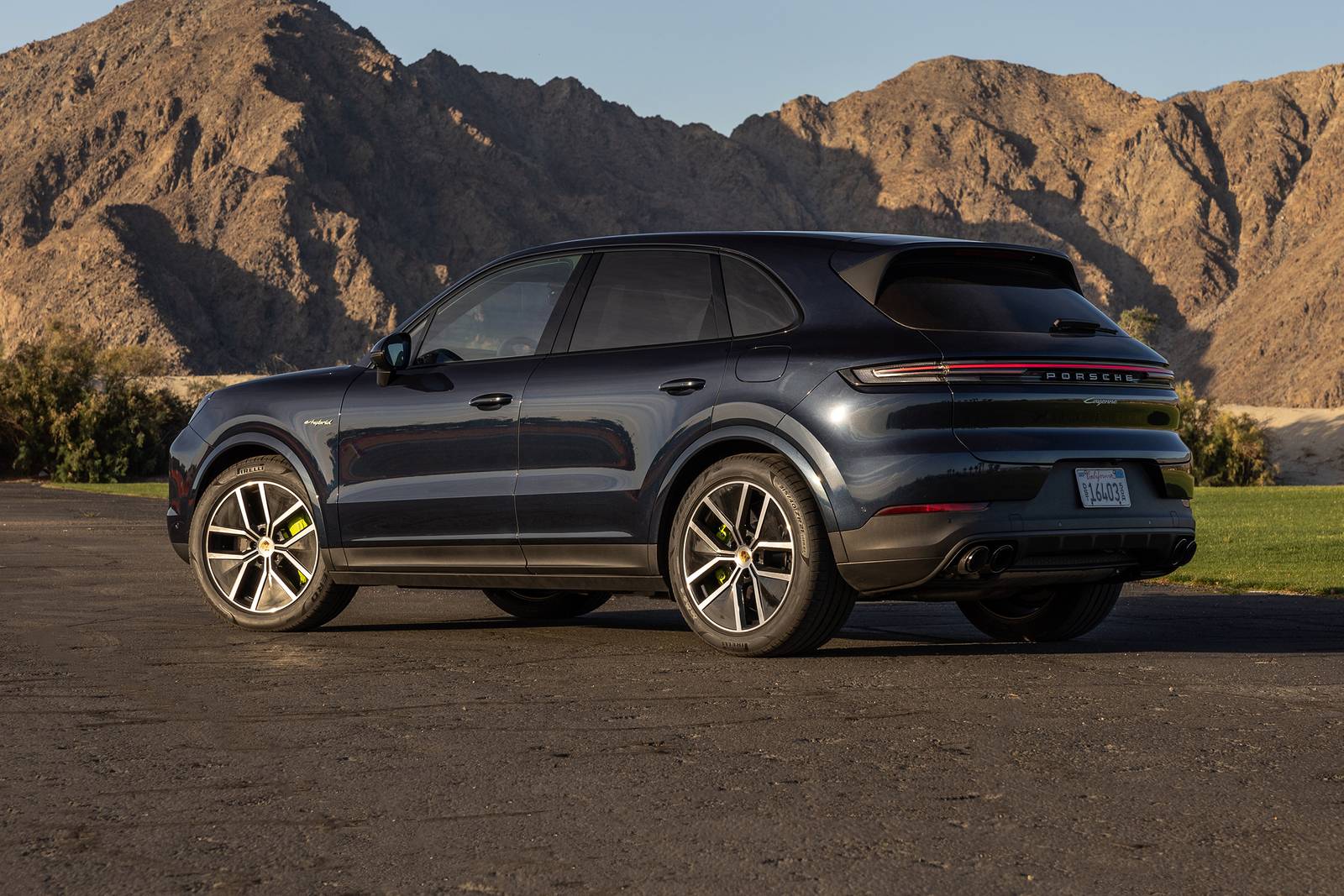 2025 Porsche Cayenne exterior F