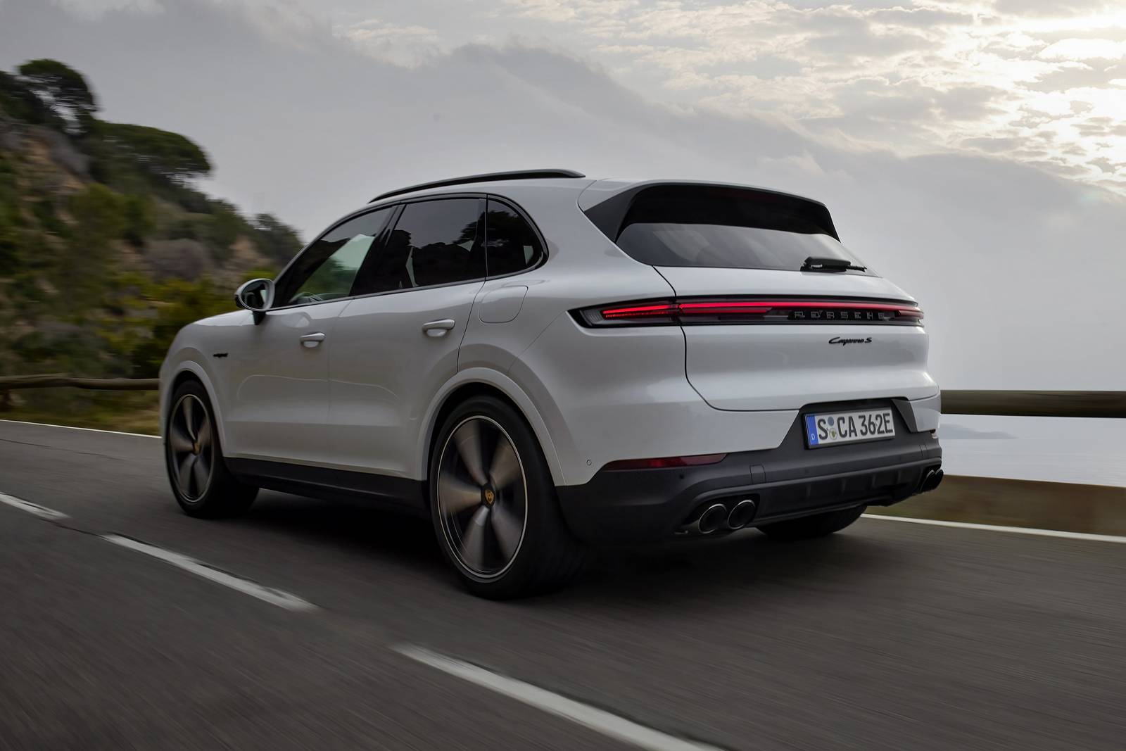 2025 Porsche Cayenne exterior F